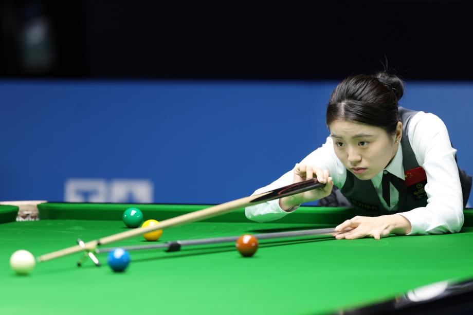 [圖]中國選手白雨露獲女子斯諾克6紅球金牌